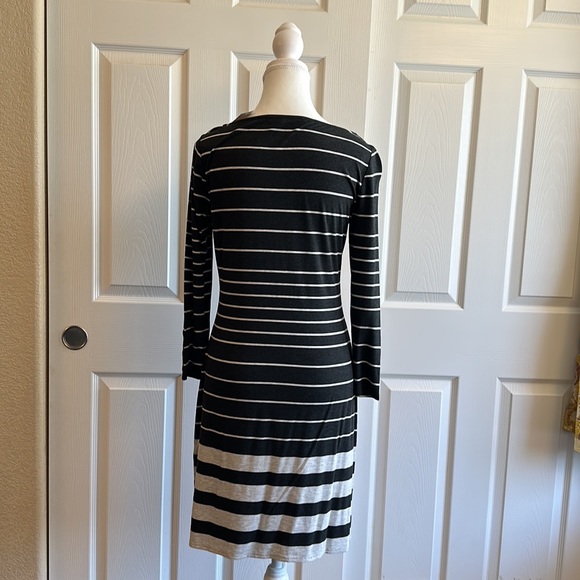 NWT White House Black Market striped grey knit dress - Picture 3 of 5